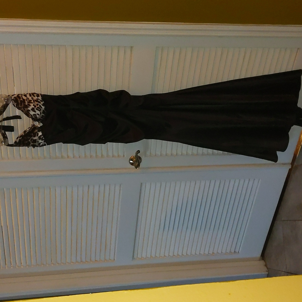 Black leopard print dress